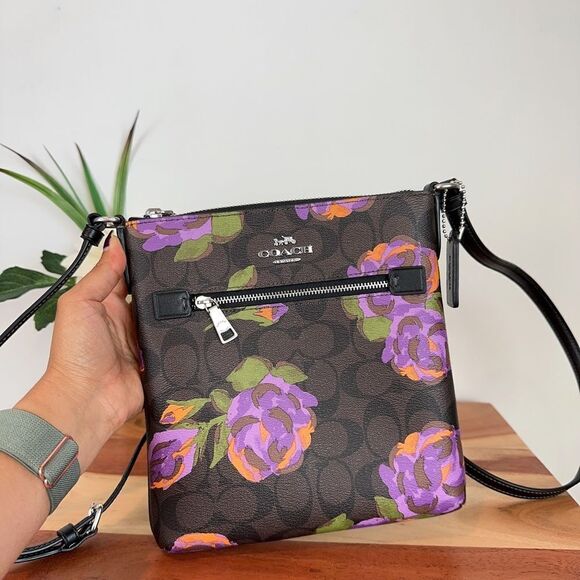 NWT Coach Mini Rowan File Bag In Signature Canvas With Rose Print - Picture 7 of 8